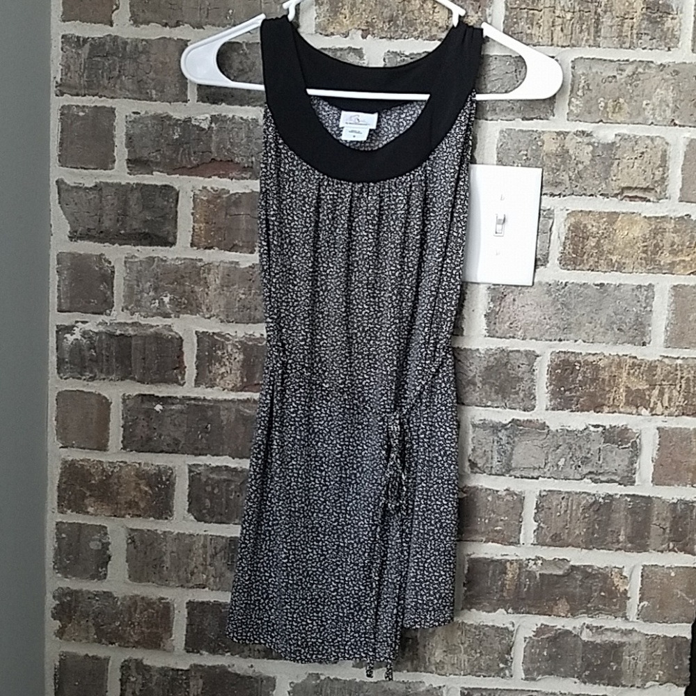 💥❤Oh Baby by Motherhood Size S Belted Top